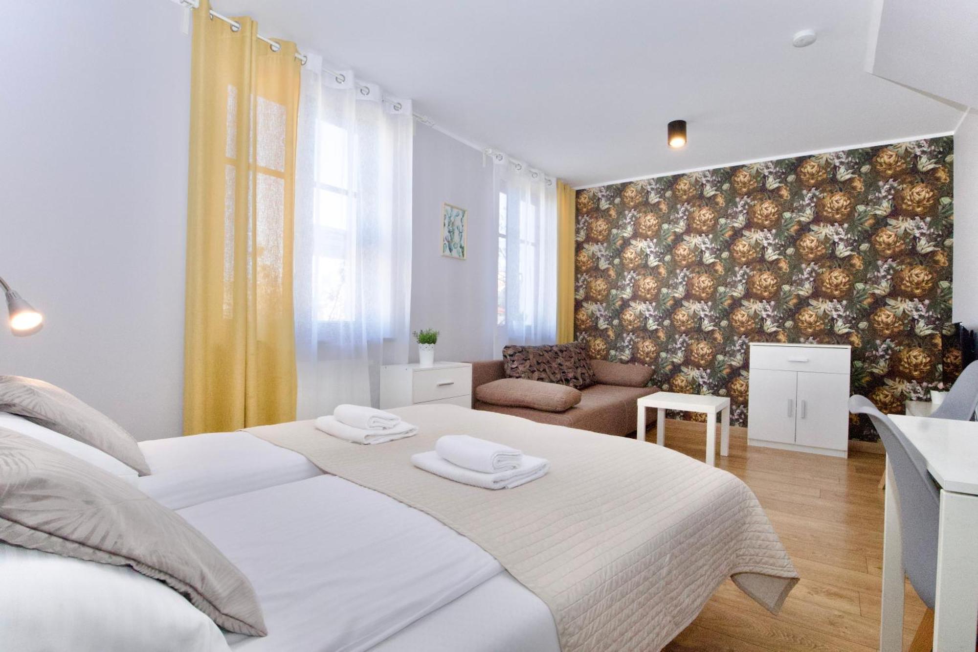 Flower Residence Краков Экстерьер фото